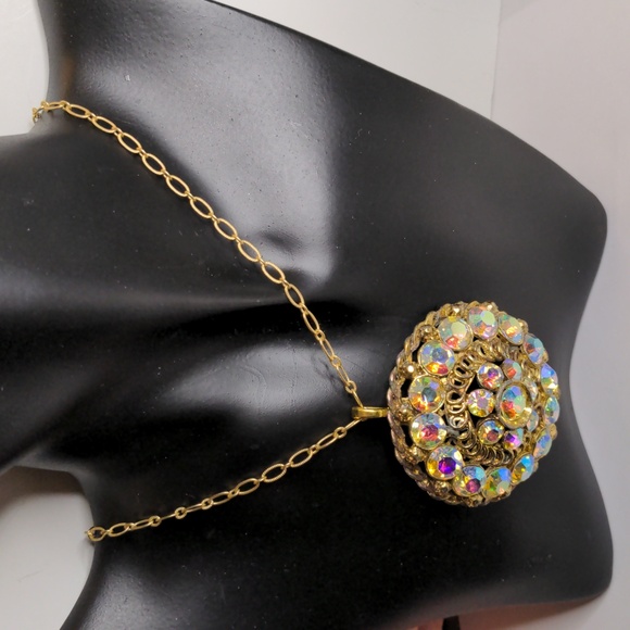 Kelley Hollis Gold-Tone Aurora Borealis Statement Necklace 20” - Picture 1 of 7